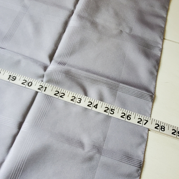 Vintage Gray Scarf - Picture 5 of 6